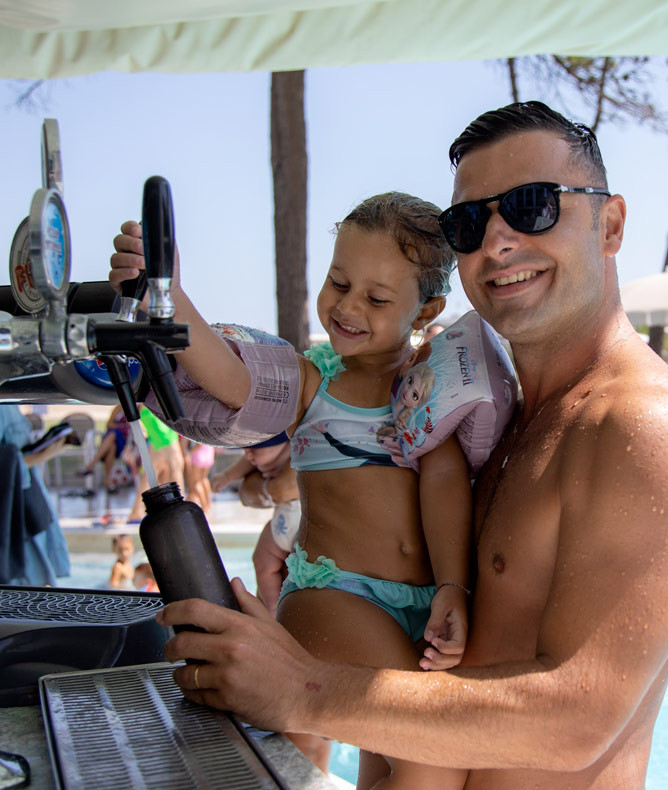 media.Gallery-Drinky-CFH-Riccione