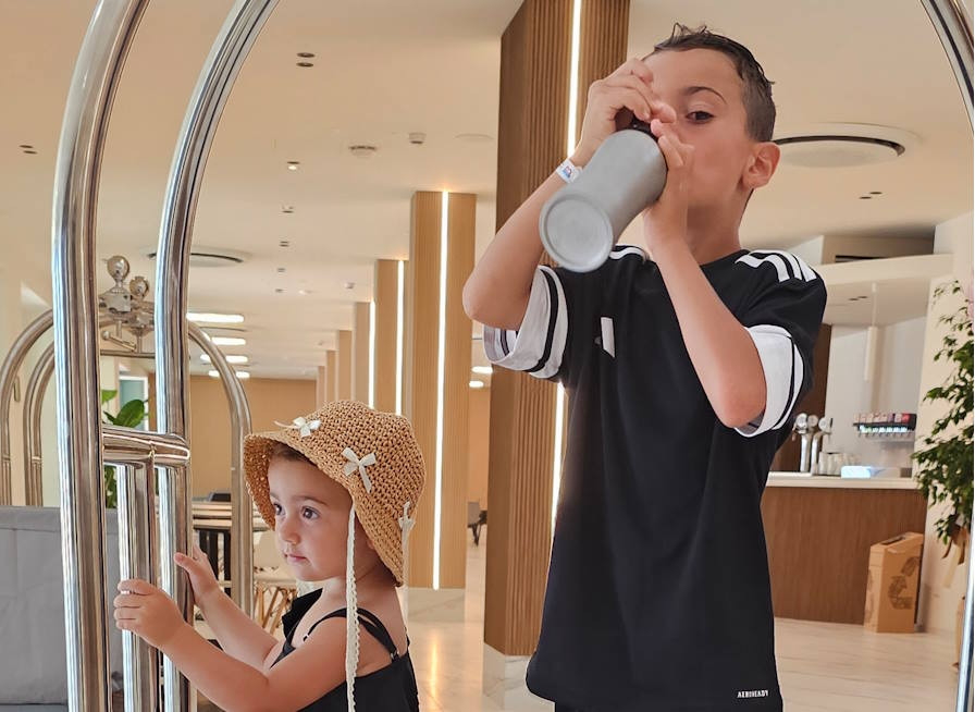 media.Highlight_drinky