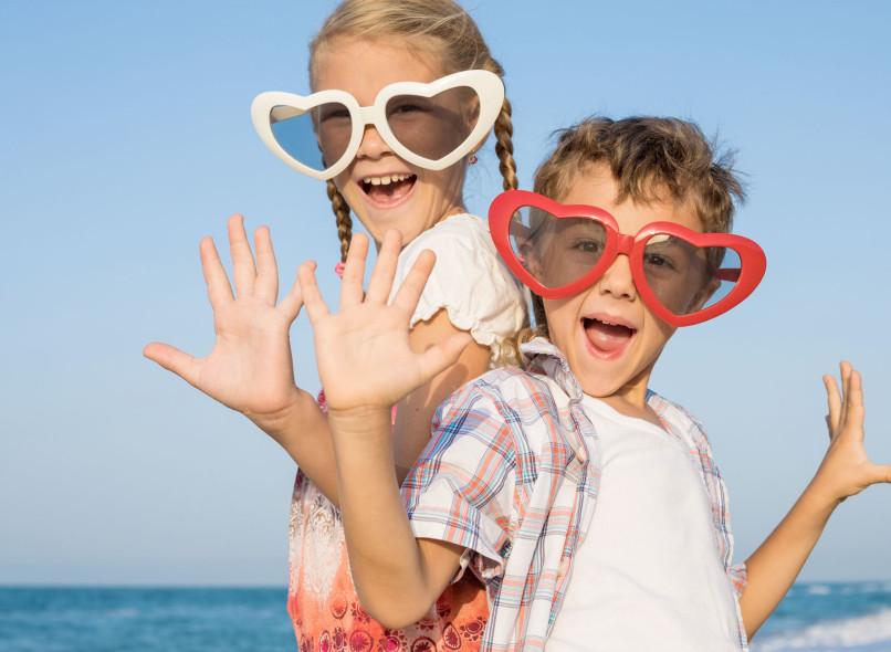 media.Slide-2-bambini-gratis-2-CFH-Riccione